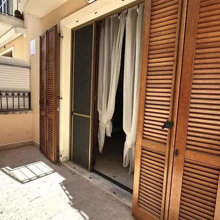 Sirolo, Nuovo Monolocale Nel Cuore Del Paese -s117