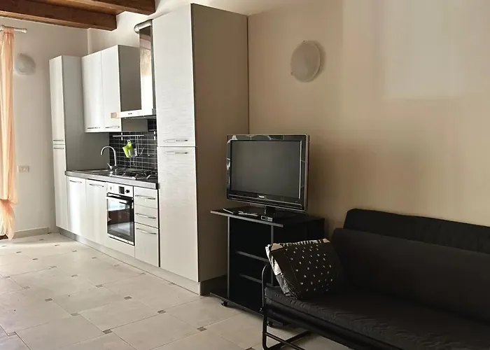 Sirolo, Nuovo Monolocale Nel Cuore Del Paese -s117 * Sirolo